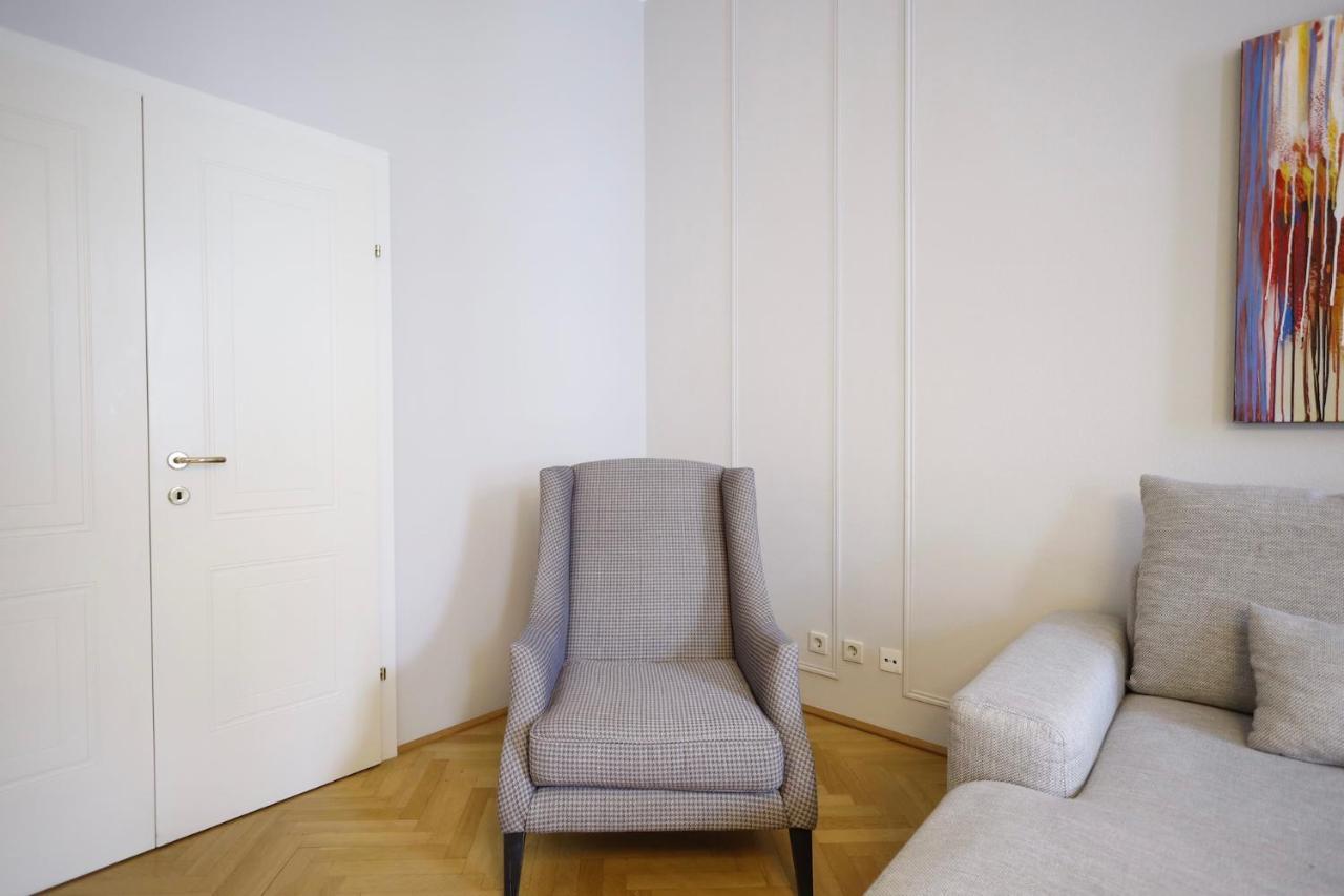 Heymi Apartments Karlsplatz Wiedeń Zewnętrze zdjęcie